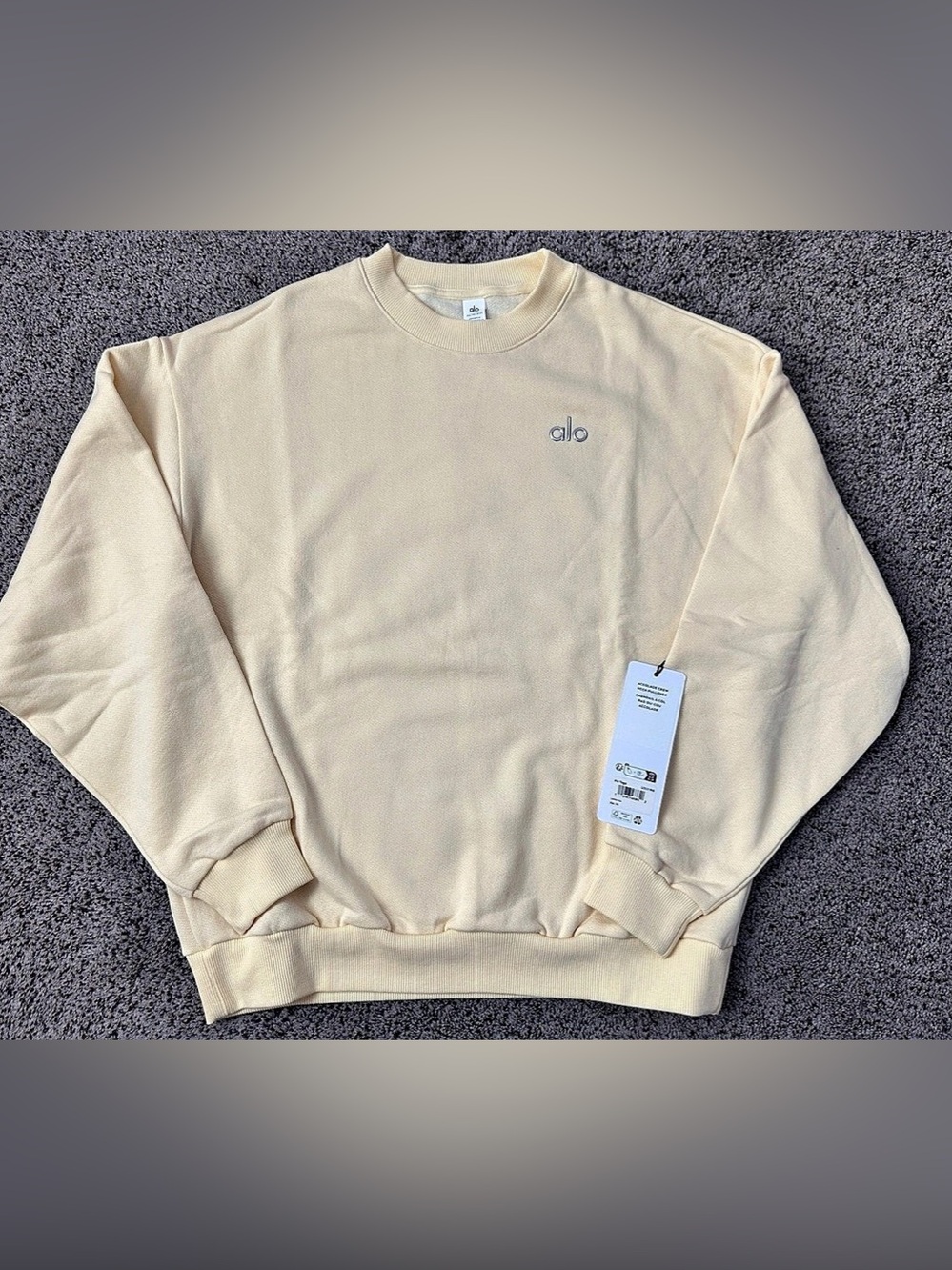 Alo Yoga Accolade Crew Neck Pullover - XS - Color Lemon Ice - NWT